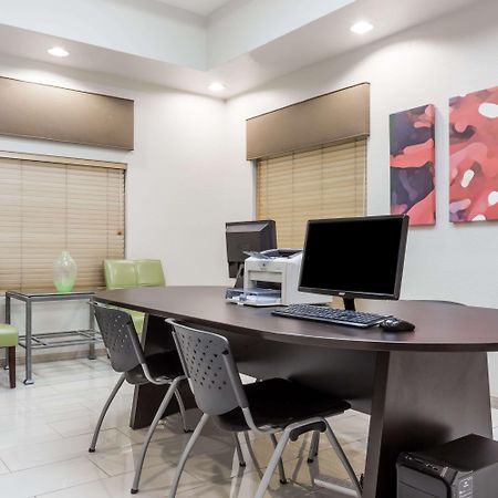 Hawthorn Suites By Wyndham Chandler Extérieur photo